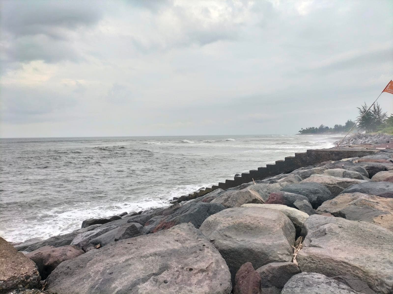 rocky beach photos